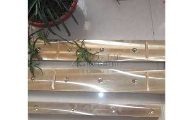 �T���~����